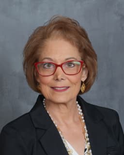 Laura Quinn